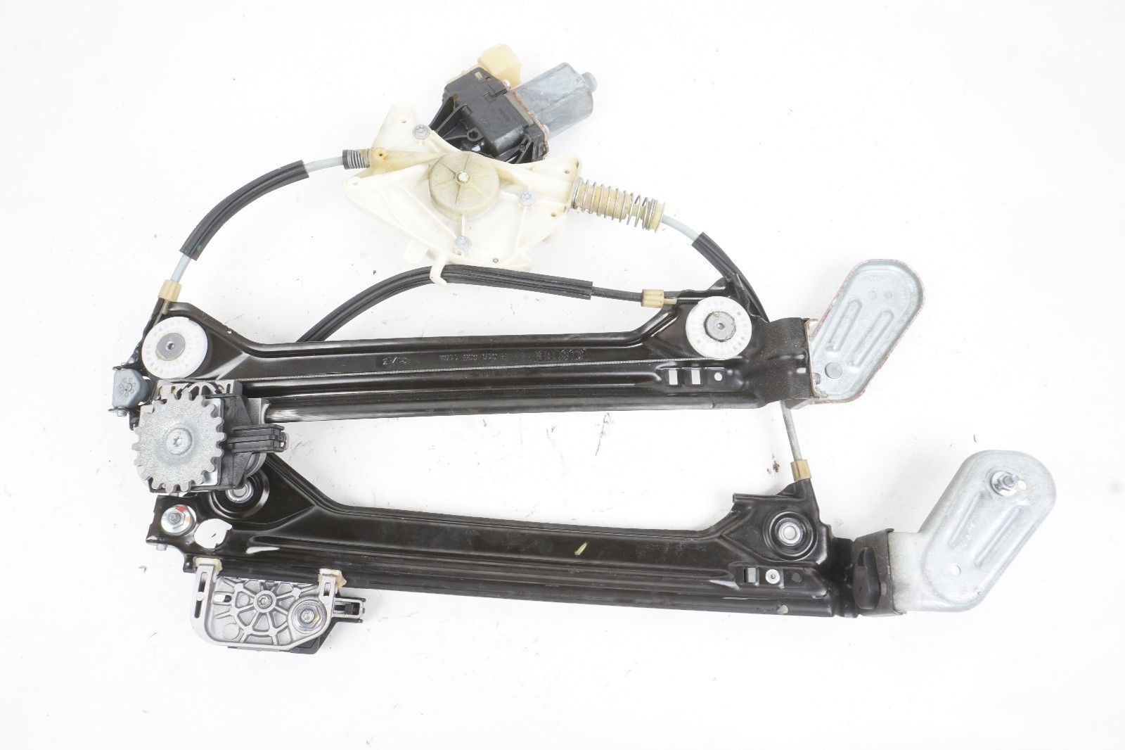 2014 - 2020 MASERATI GHIBLI RIGHT PASS REAR DOOR WINDOW REGULATOR W/ MOTOR OEM