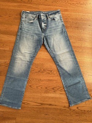 American Eagle Light Wash Straight Jeans 34/32