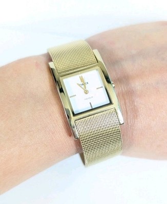 Timex Gold Toned Mesh Ladies Watch With Adjustable Band Indiglo