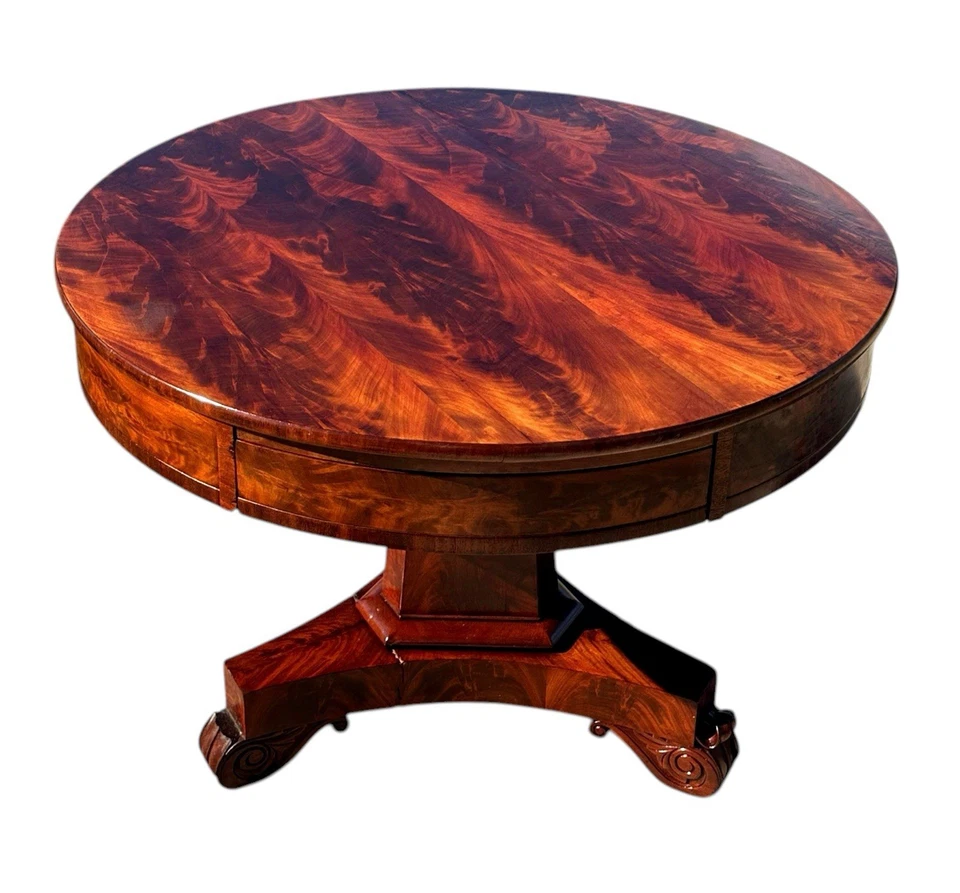 ANTIGUA MESA CENTRAL DE TRES CAJONES DE CAOBA FEDERAL TARDÍA SOBRE BASE DE PEDESTAL OBELISCO Foto 4 de 4