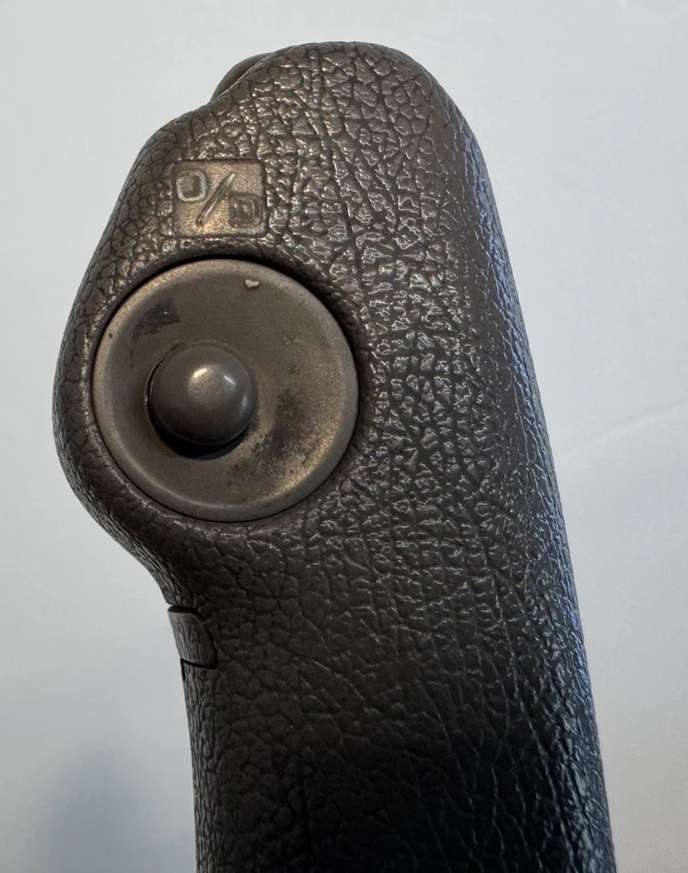 1990-1995 TOYOTA 4RUNNER AUTOMATIC 4WD FLOOR SHIFTER ASSEMBLY UNIT OEM - Image 4 of 4