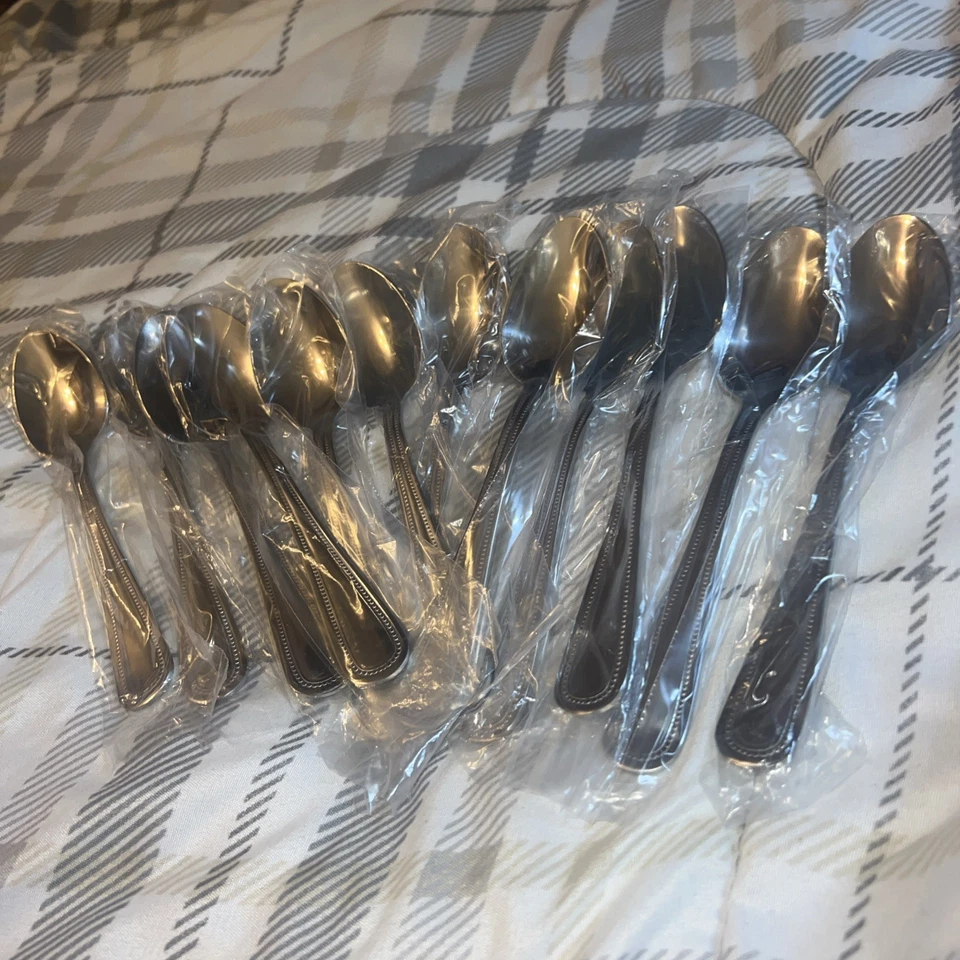 Winco Windsor Heavy Weight Dinner Spoon Set of 12 , 18-0 Stainless Steel - Image 2 of 4
