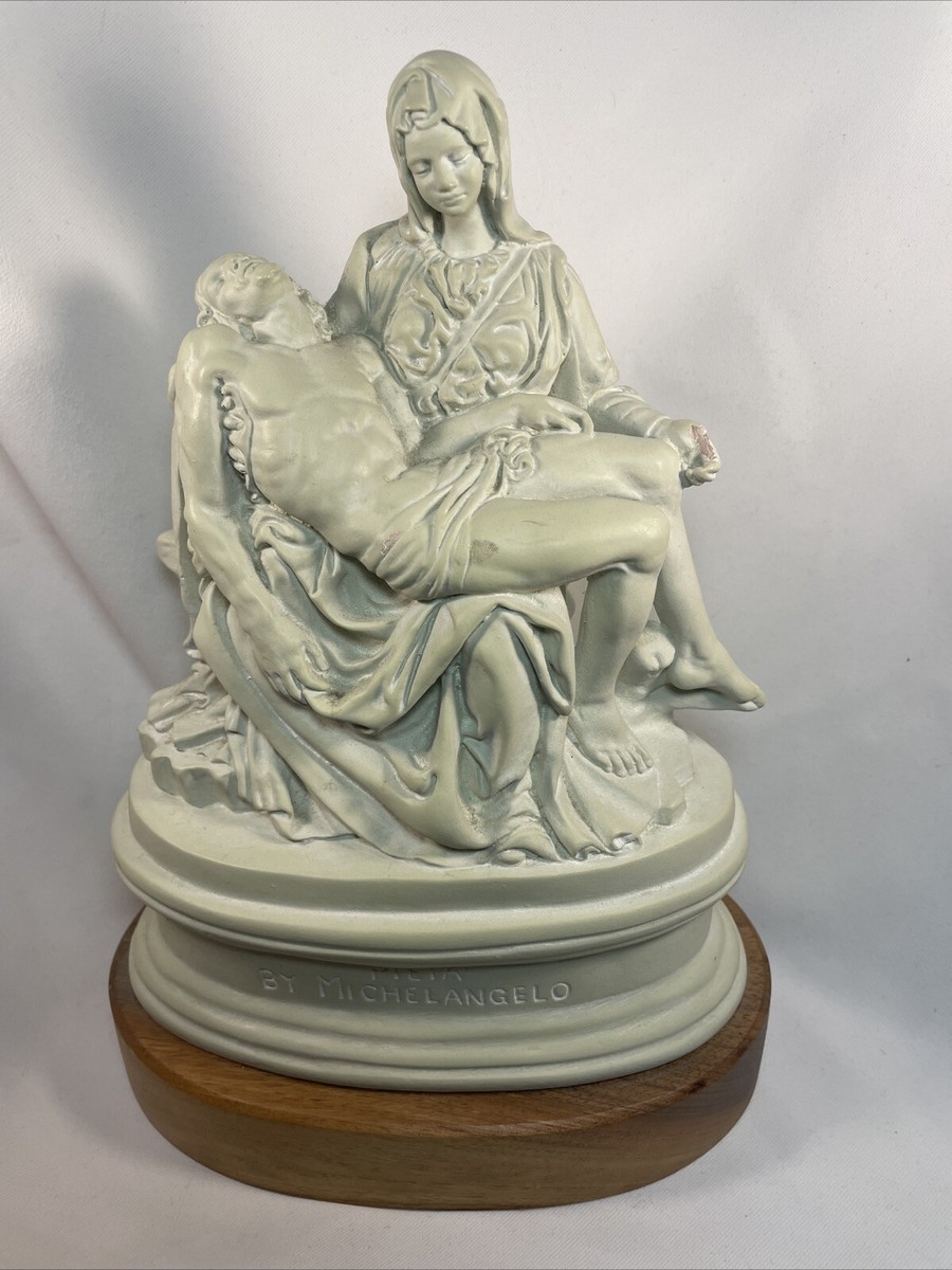 Pieta By Michelangelo From Austin Production 1968 Sculpture On