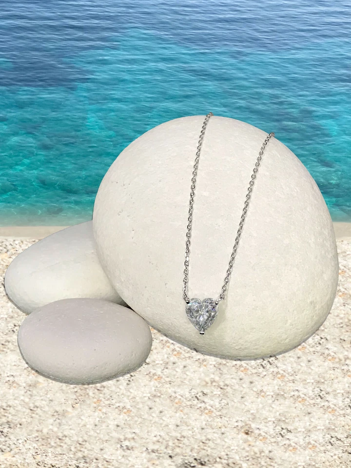 2.0 Ct Moissanite Heart Shape Solitaire Pendant Necklace 18" in 14k White Gold - Image 4 of 4
