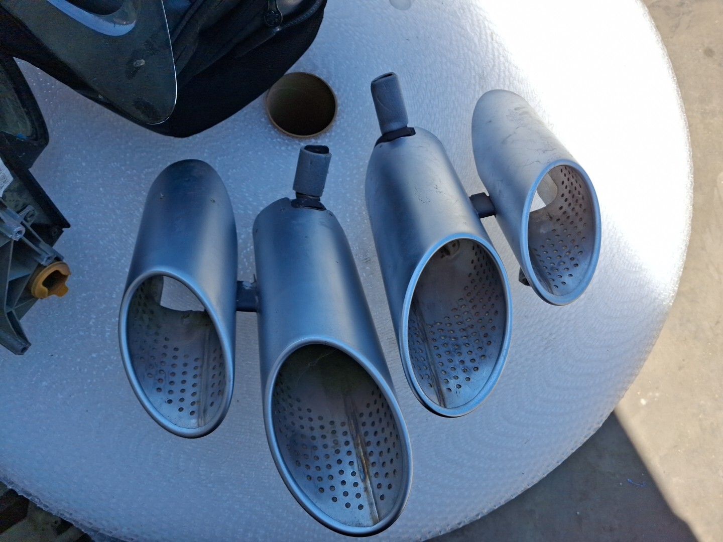 LAMBORGHINI HURACAN EXHAUST MUFFLER TIPS OEM 4T0071910 4T0253697D PIPE TIP 