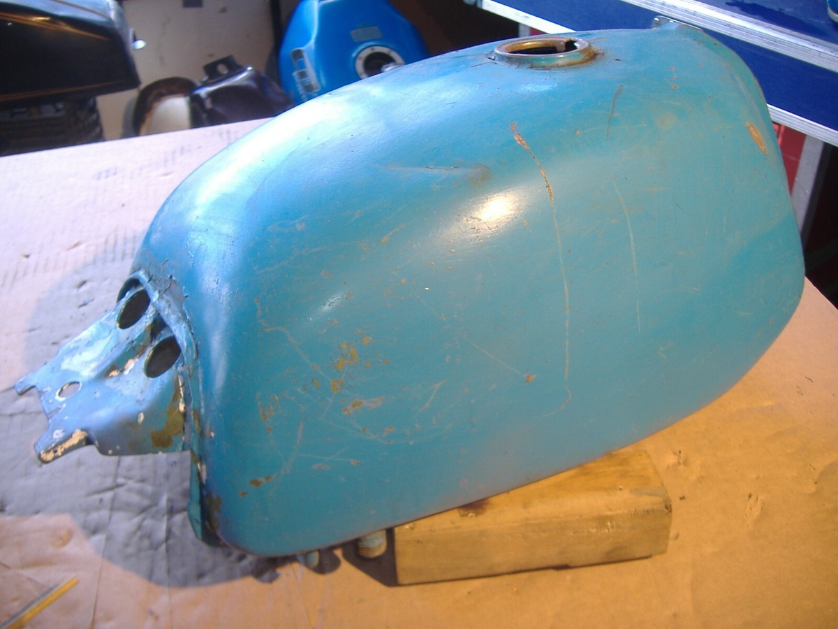 Honda CL350 CL 350 Scrambler gas fuel tank blue blems 1969 17500