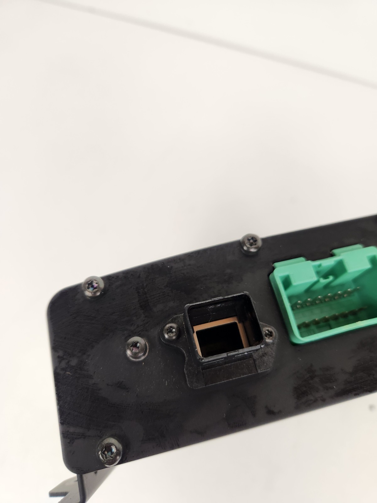 McLaren MP4-12C 2012-2014 Amplifier