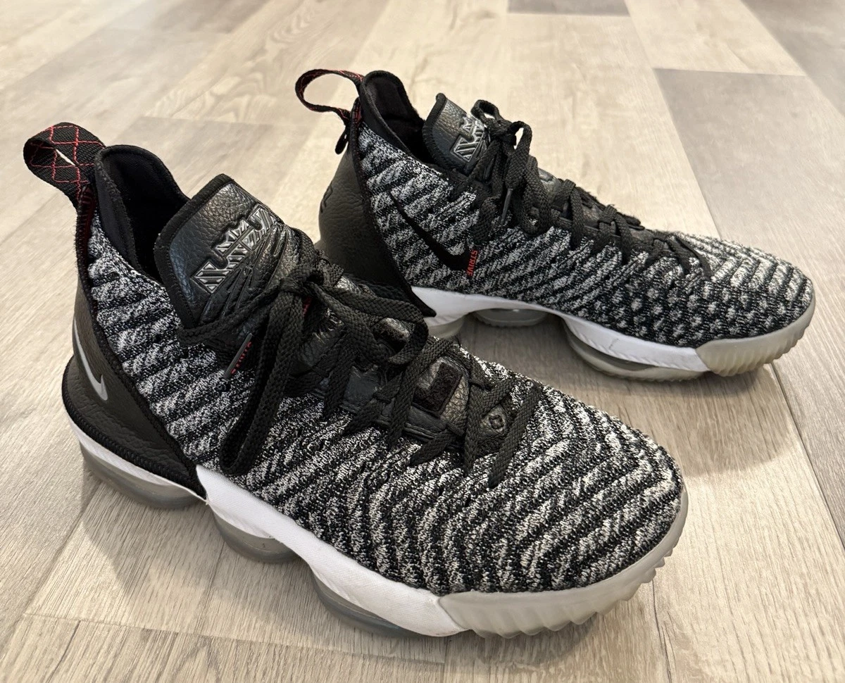 Nike LeBron 16 EP Oreo for Sale | Authenticity Guaranteed | eBay