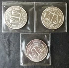 Lot of Three 1986 1oz Silver World Trade Unit Rounds in Plastics