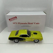 A1806120 - 1971 Plymouth HEMI 'Cuda - The Danbury Mint - 1:18 model by Acme