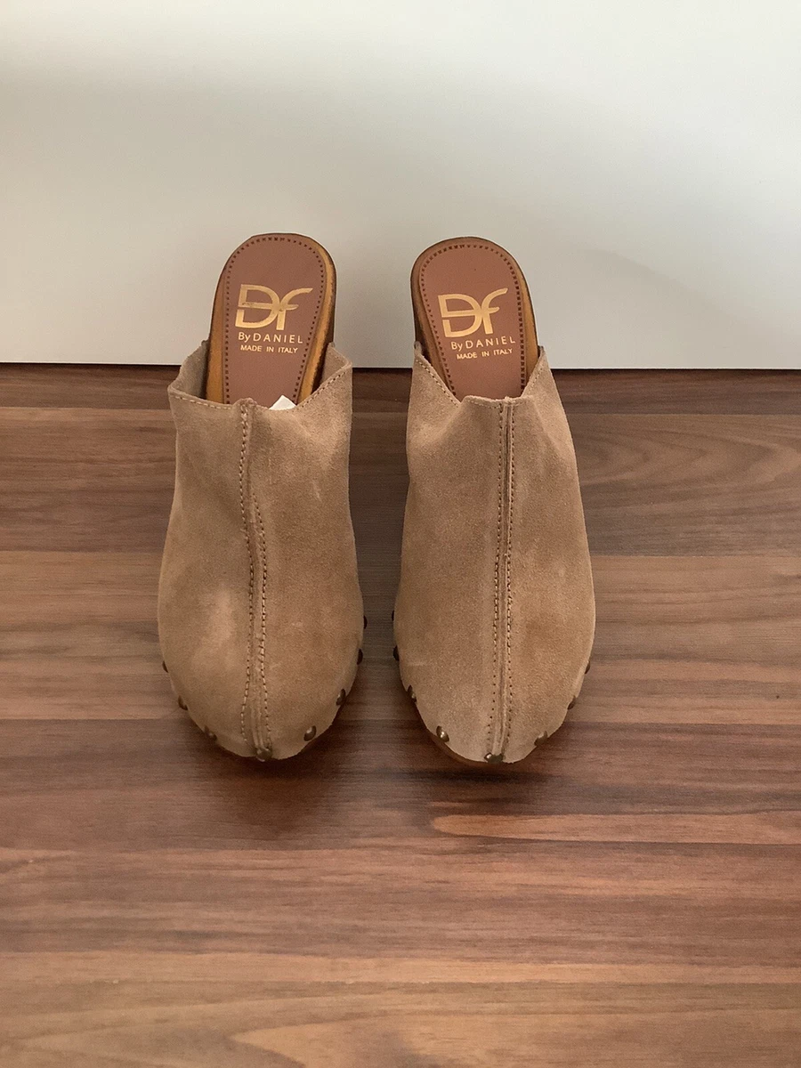 Beige suede shop mules