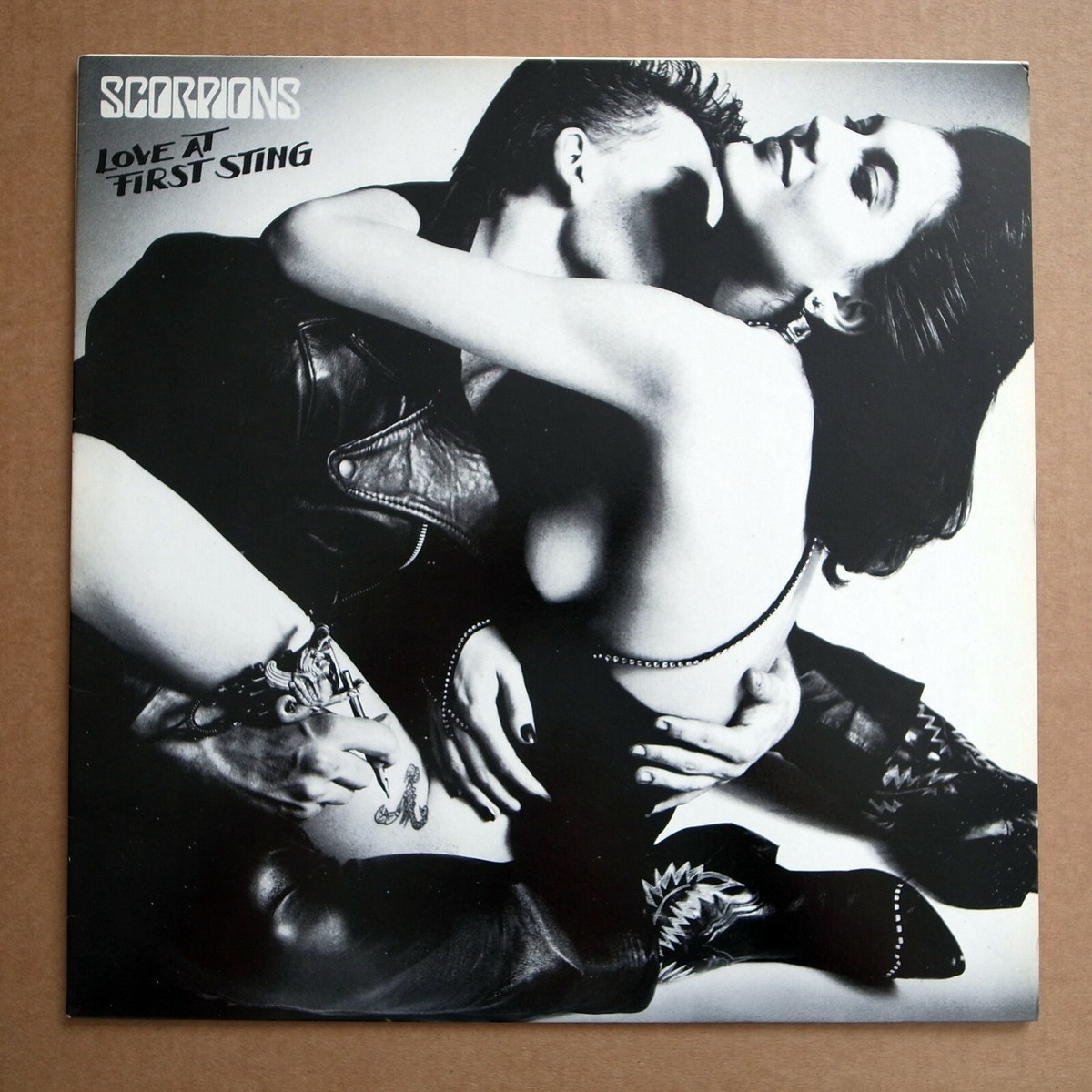 SCORPIONS / LOVE AT FIRST STING リマスター 帯付 Scorpions ‎– Love At First Sting JAPAN 1984 vinyl LP NEAR