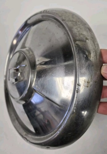 1954 Chevy Bel Air 210 150 10.5inch Dog Dish Hub Cap OEM GM - Picture 2 of 10