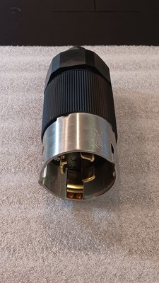Hubbell CS-8365L 50A 3P 4W 250V 3Ø  Twist Lock Plug