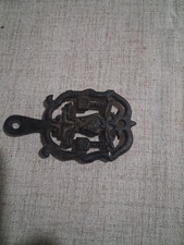Black Cast Iron Novelty Trivet Hot Plate w/ Handle, Hanging, 4 Feet