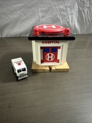 Learning Curve Wooden Thomas Train Sodor Rescue Hospital!  Ambulance! 2002.