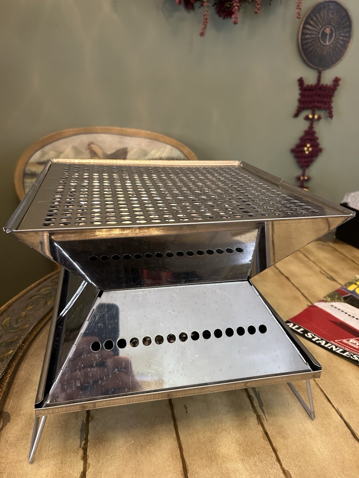 Pyromid 12-Inch Portable Camping Grill (Igloo/Pyromate 2)