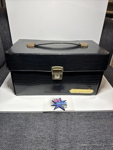 Vintage Nintendo Gator Pattern NES Cartridge Carrying Case Holds 10 Games