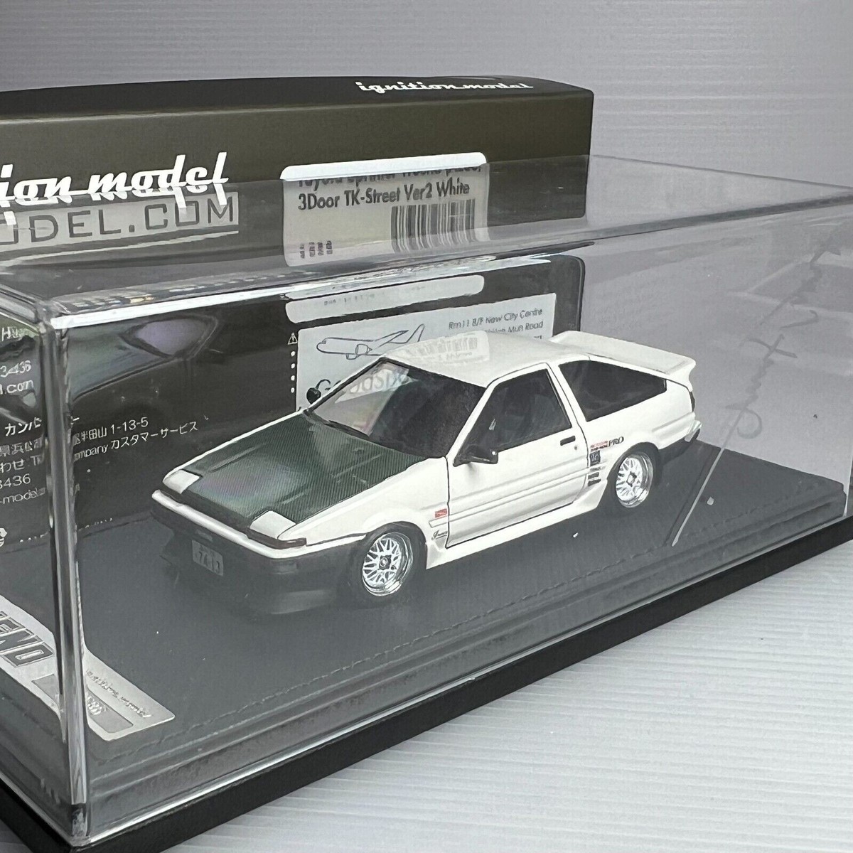 Toyota Trueno AE86 Tsuchiya Keiichi Ver 2 Ignition Model 1/43