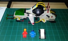 LEGO Classic Space Set 1968 Unknown / Space Express 1985 Complete Heavy Playwear