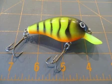 Vintage Squarebill Crankbait - Yellow & Black - 3 inch