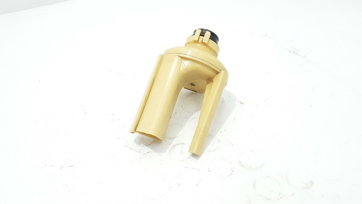 490651073 Oil Filter Kawasaki Ninja 636 2003 2004 Engine 490651073 Oil Filter Kawasaki Ninja 636 2003 2004 Engine