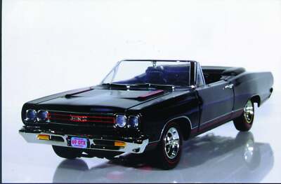ミニカー 1969 Plymouth GTX Amazon.com: Truck 1/64 1969 Plymouth HEMI GTX, F8 Ivy Green