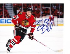 CHICAGO BLACKHAWKS BRYAN BICKELL SIGNED SKATING HARD 8X10
