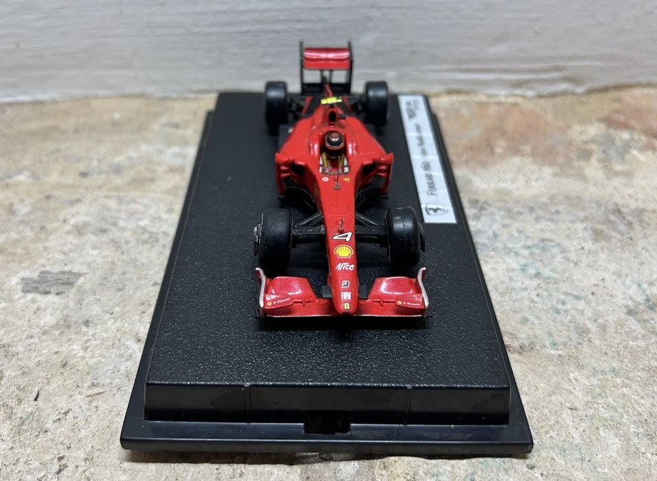 FERRARI F60 2009 KIMI RAIKKONEN- HOT WHEELS- 1/43 - Immagine 2 di 4
