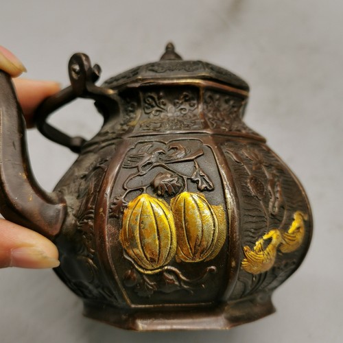 Copper pot, surplus year after year, mandarin ducks playing in the water - Picture 6 of 9