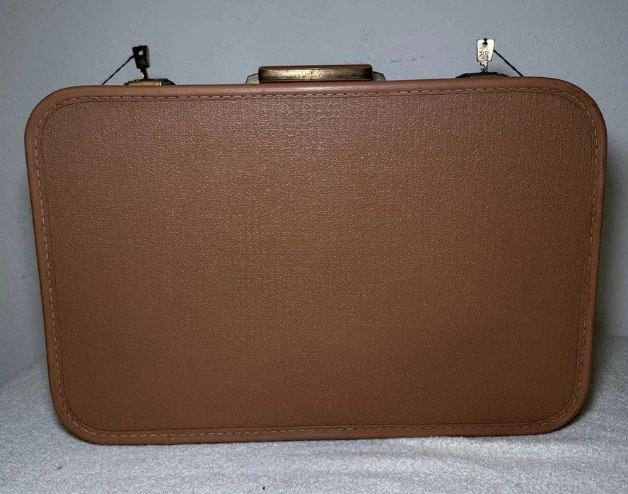 Vintage 50’s Red Starline Suitcase Luggage Large Size 21x14 Excellent Condition - Image 4 of 4