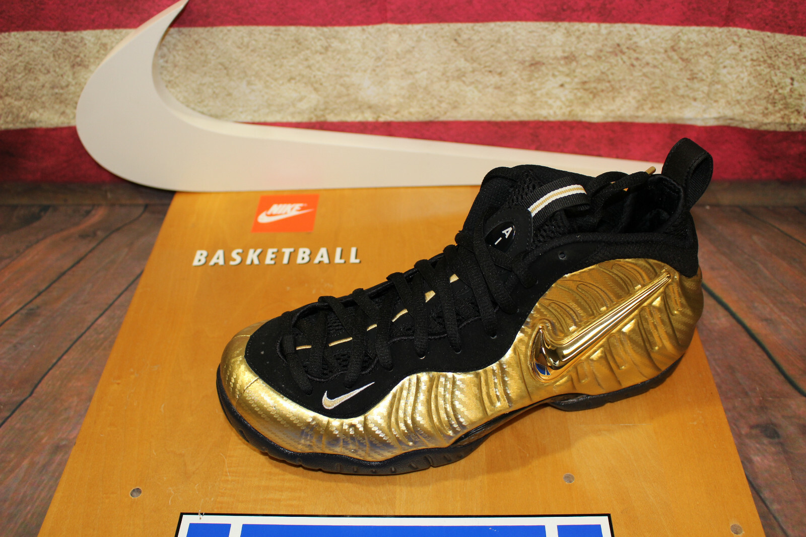 nike foamposite pro metallic gold