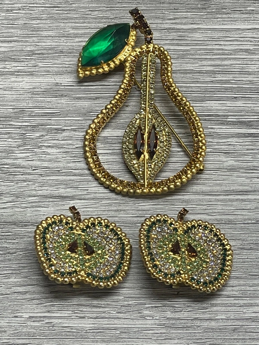 Chanel avocado shop brooch