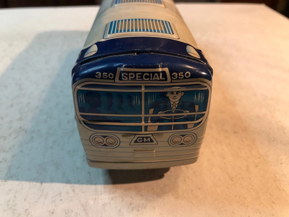 灰狗巴士 Scenicuiser 锡石玩具 8 英寸摩擦 状况良好 — 第 2/4 张图片