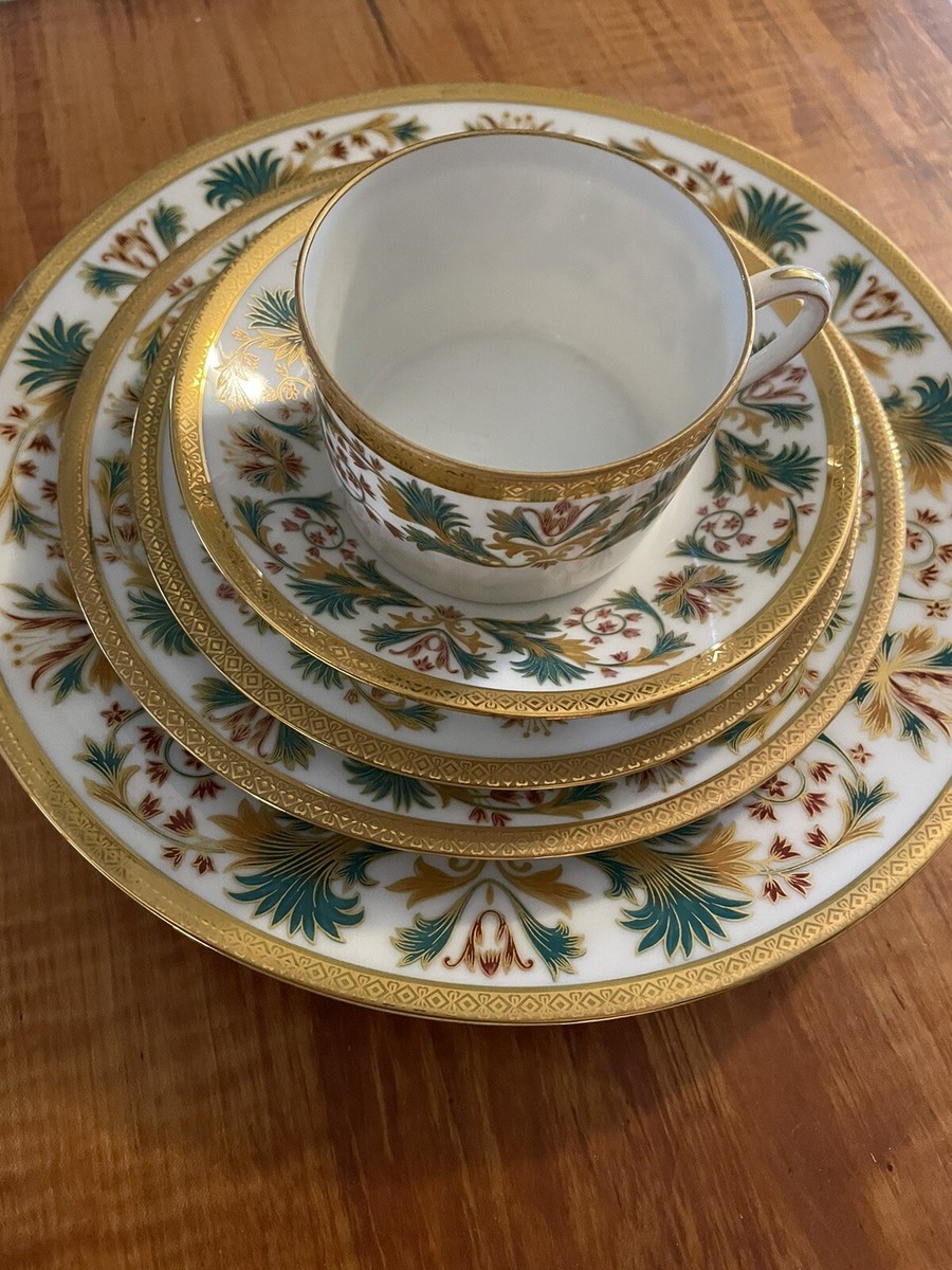 Haute Epoque CH Field Haviland Limoges France 5 Piece Place