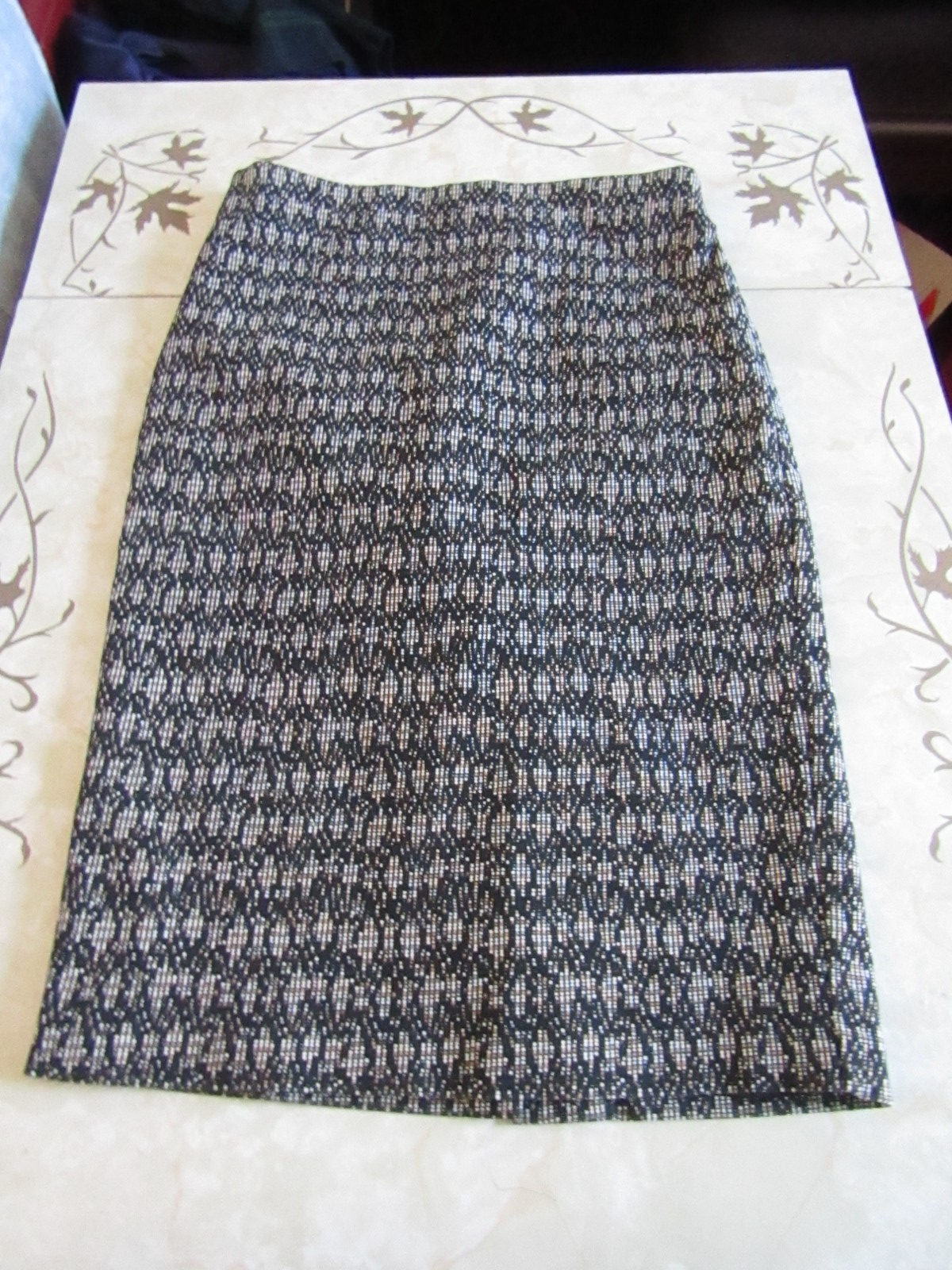 Women's Black Patterned Stretch Skirt by Katherine Barclay UK Size 8