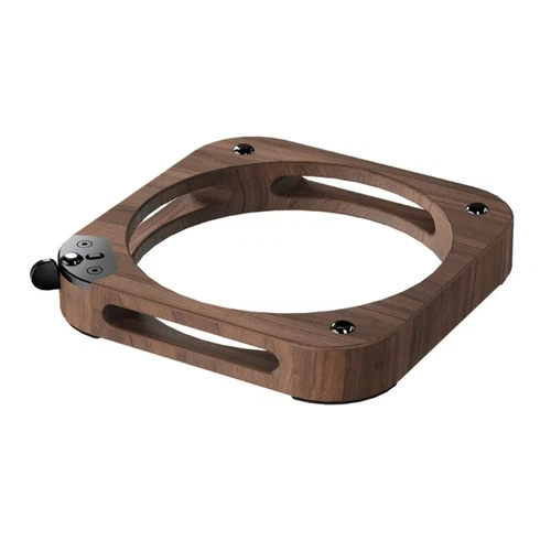 Desktop Stand for 4 Offering Better Cooling and Power Control