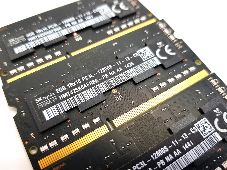 Hynix 6x2GB PC3L-12800S DDR3 SODIMM 204pin Apple Laptop Memory HMT425S6AFR6A-PB - Image 2 of 4