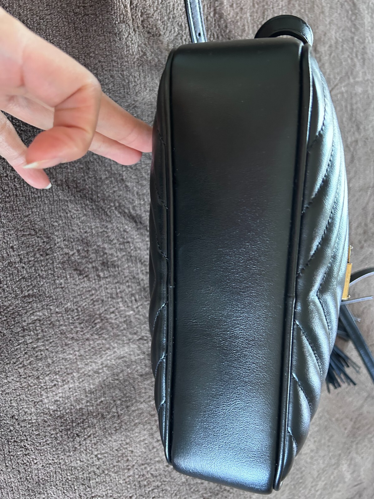 Borsa fotocamera Saint Laurent YSL Lou pelle matelasse piccola tracolla oro