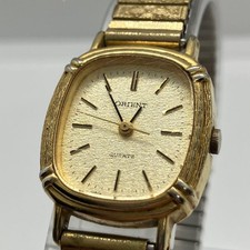 Orologio da polso Orient quarzo quadrato color oro【USATO】Ottimo