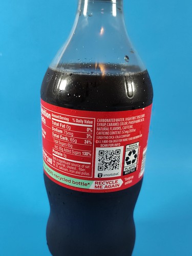 2025 Share A Coke With Robert Unopened 20oz Bottle Personalized Gift OOP HTF - Picture 2 of 2