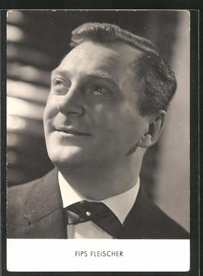 Postcard of musician Flips Fleischer in a suit with a bow tie
