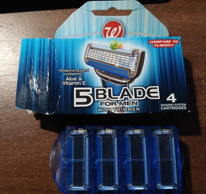 Walgreens Cartridges 5 Blade Shaving System, For Men, With Trimmer 4 Cartridges