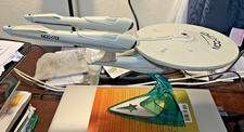 Star Trek 2009 U.S.S. Enterprise NCC-1701 Playmate Complete w/ box