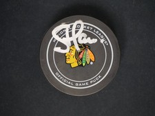 STEVE LARMER SIGNED CHICAGO BLACKHAWKS OFFICIAL GAME PUCK