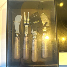 New AMARA Luxe 4-Piece Resin Handle Cheese Knife Set Gift Boxed