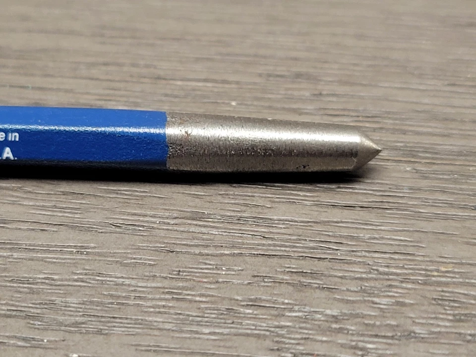 Dasco Pro 1/4 pulg. Punzón de punción de acero de alto carbono de 4 pulgadas 1 pieza Foto 4 de 4