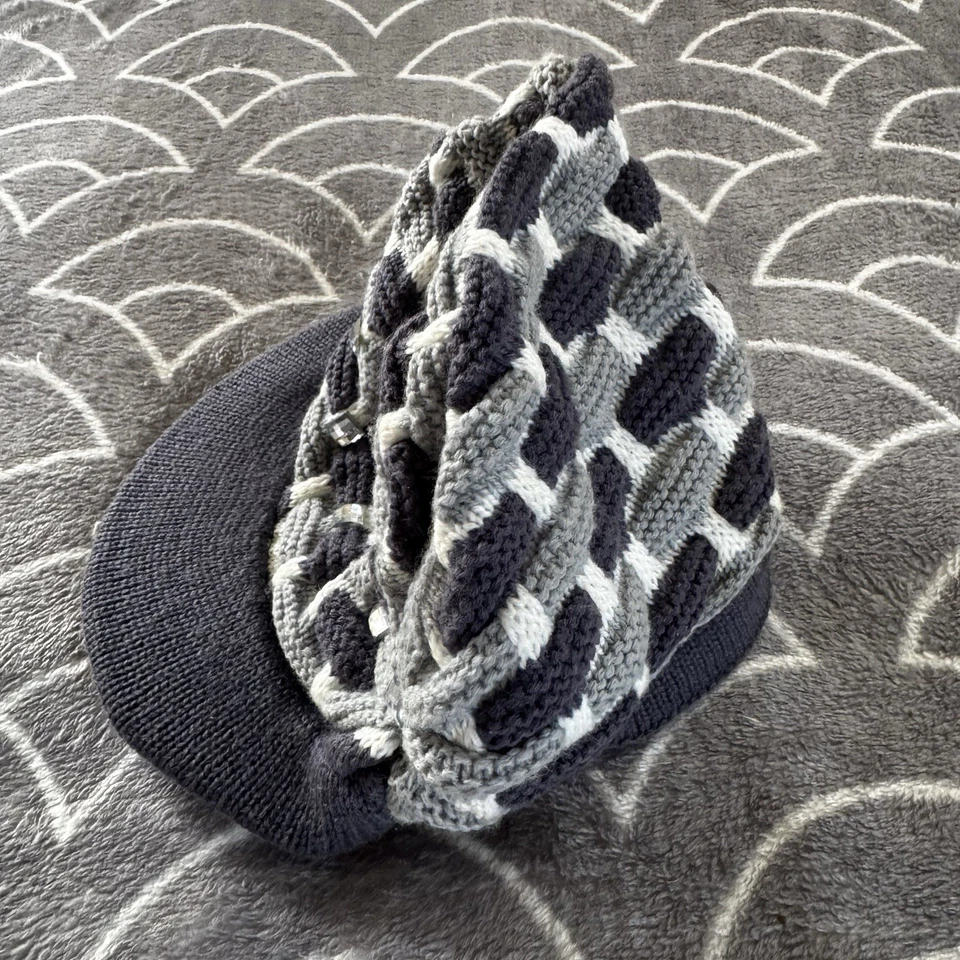 Winter Knit Rhinestone Ski Visor Faux Fur Knit 100% Acrylic Cap Women's Beanie - Image 4 of 4