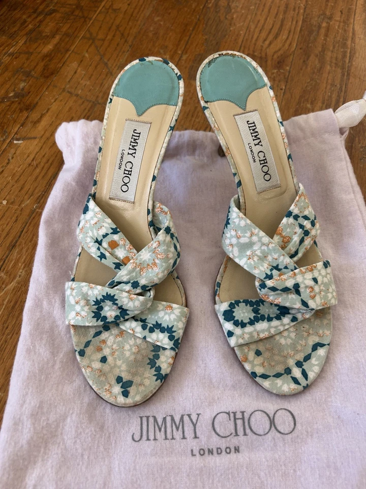 JIMMY CHOO Mujer Slip On Tacón - Tela Floral Geométrica - Sandalias Talla 7.5  Foto 4 de 4