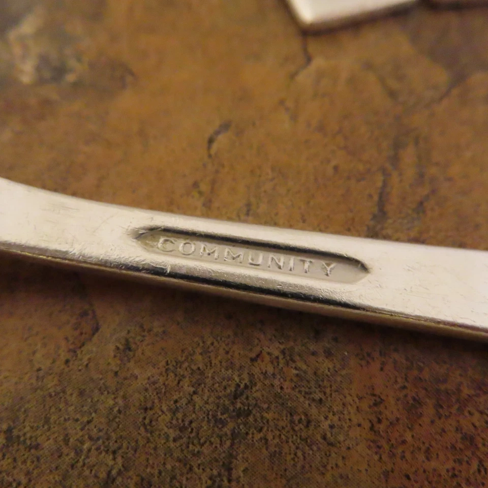 Oneida Coronation Set 8 Round Soup Spoons Community Silverplate Flatware Lot W - Image 4 of 4